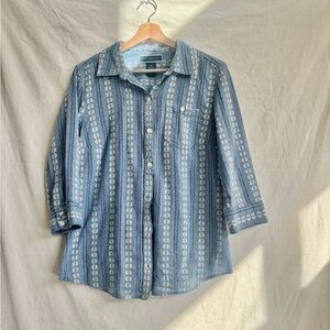 Karen Scott Blue and White Patterned Button-Down Shirt